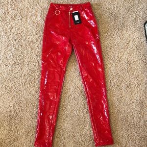 NWT Fashion Nova Never Get Attached Pants, size S